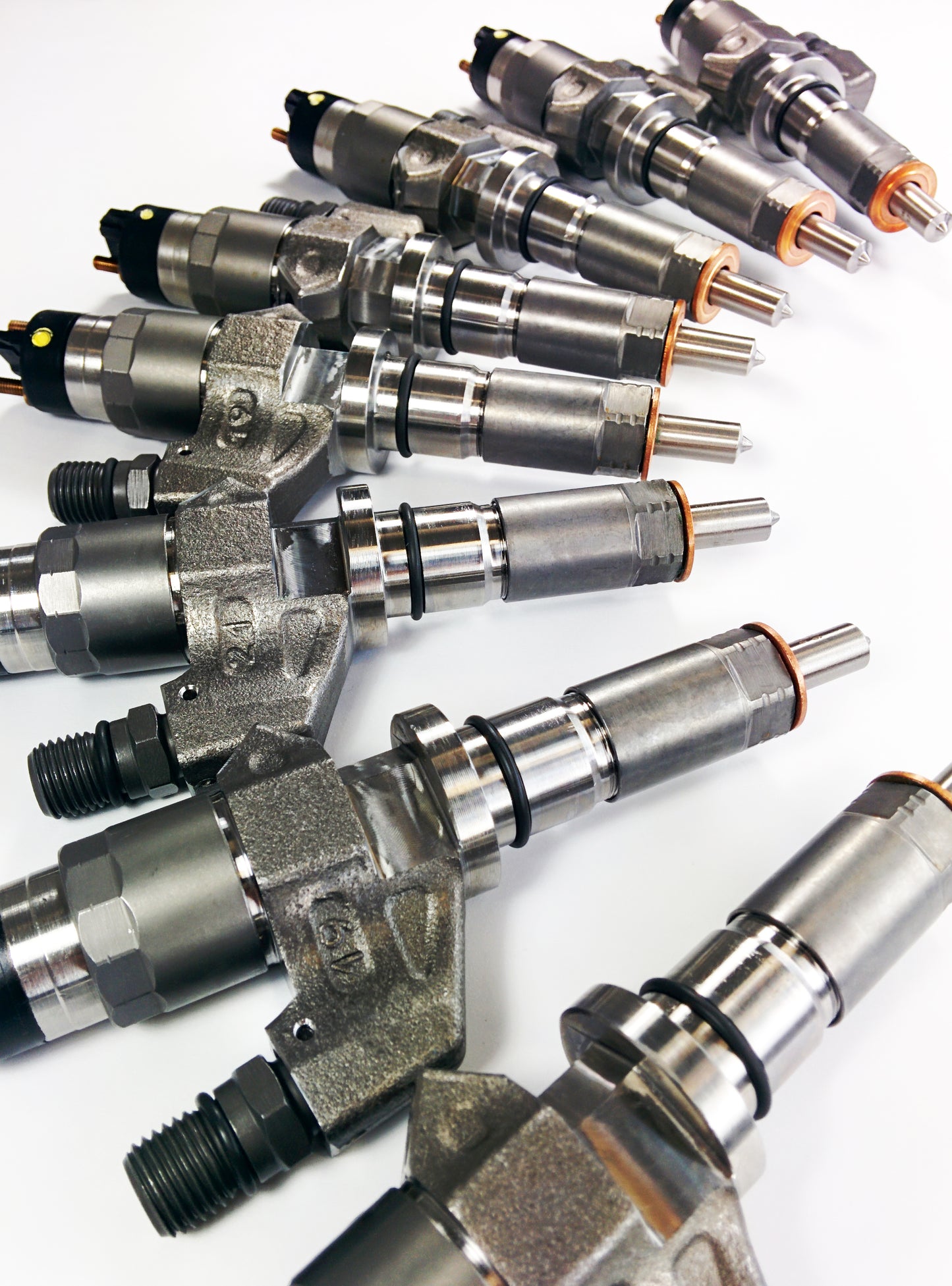 Dynomite Duramax 01-04 LB7 Reman Injector Set 25 Percent Over 50hp