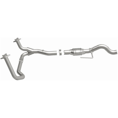 MagnaFlow OEM Grade Direct-Fit Catalytic Converter 49111